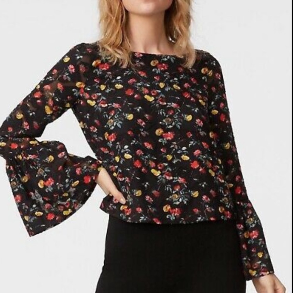 Club Monaco Black Floral Print Blouse Bell Sleeve Size Small